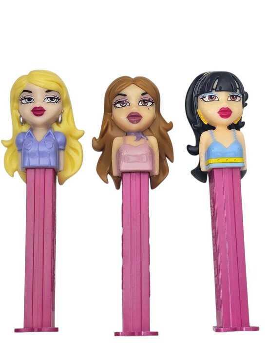 Bratz Other - PEZ Bratz Dispensers Lot of 3 Fashion Dolls Girls Pink Stem Blonde Brunet Black